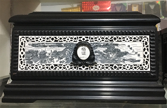 骨灰盒